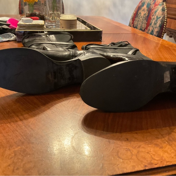 Knee high boots - Picture 2 of 3